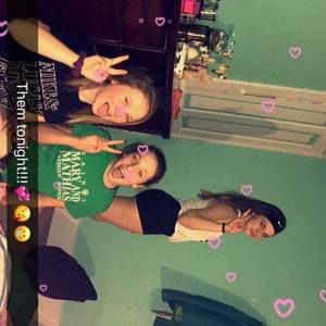 Meet your Posher, Isabelle